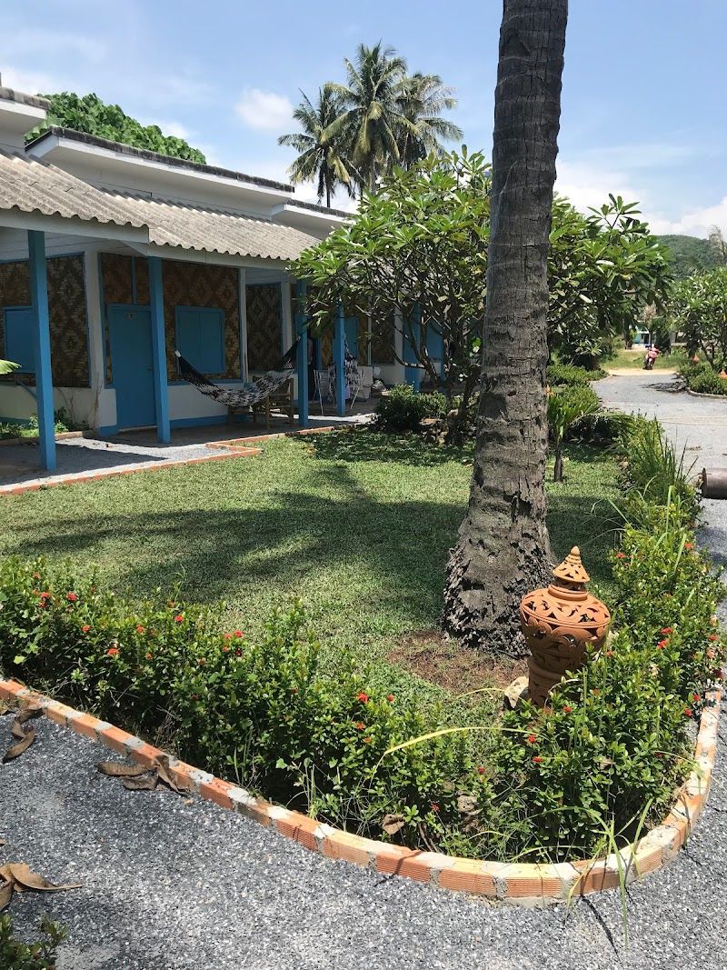 Isara Lanta Beach Resort